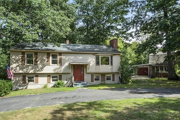 338 High Knob Rd, Athol, MA 01331