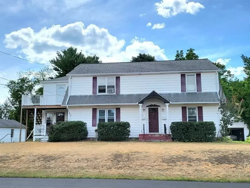 39 Brodeur Ave, Webster, MA 01570