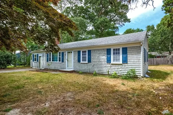 29 Venus Rd, Yarmouth, MA 02664