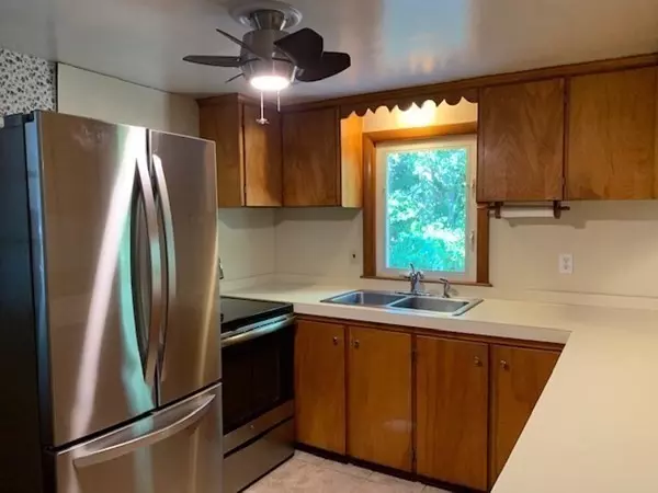 Sandwich, MA 02563,53 Main St