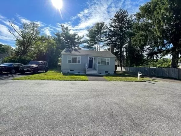 85 Kingston Street, Dartmouth, MA 02747