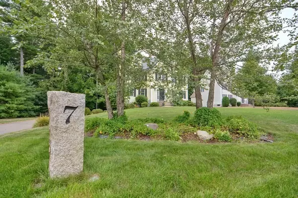 Norton, MA 02766,7 Goff Road