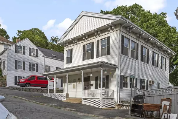 Beverly, MA 01915,13 Prospect St