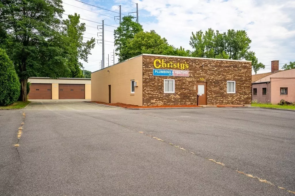 Agawam, MA 01001,54 Ramah Cir N