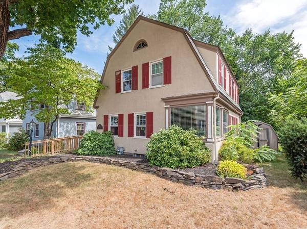 20 Maple St, Southbridge, MA 01550