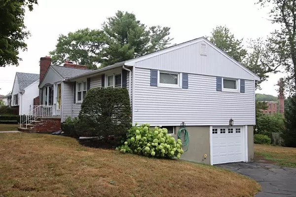 Saugus, MA 01906,5 Hull Drive