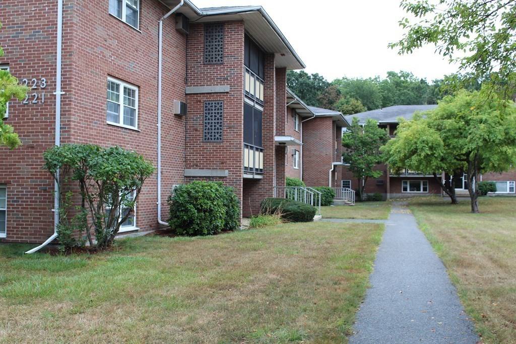 Norwood, MA 02062,223 Rock St #E7