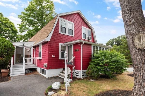 14 Middle St, Wakefield, MA 01880