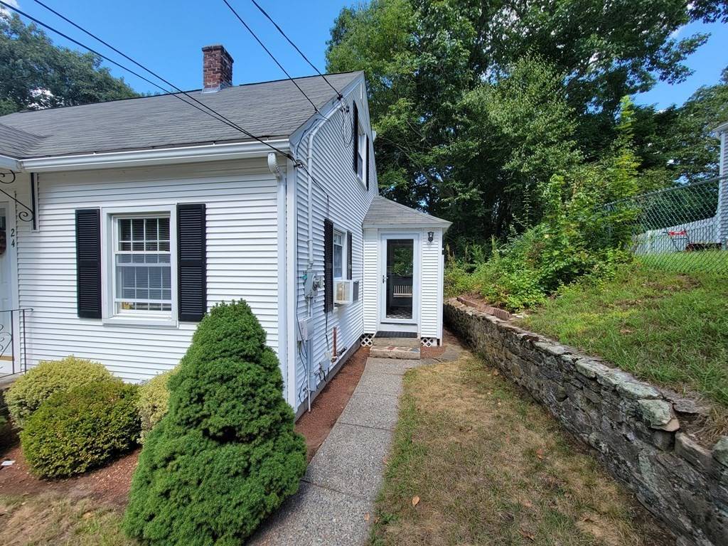 Auburn, MA 01501,24 Oakwood Ave