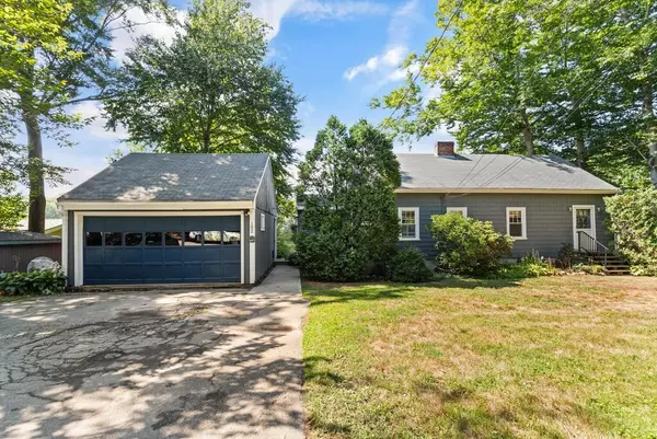 162 Gregory Island Road, Hamilton, MA 01982