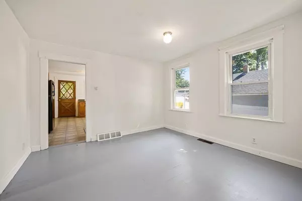 Maynard, MA 01754,8 Parmenter Ave