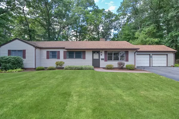 62 School Street, Plainville, MA 02762