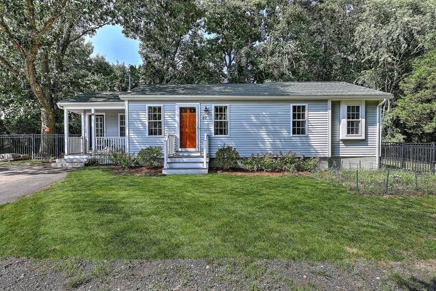 27 Juniper Tr, Berkley, MA 02779