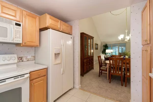 Mashpee, MA 02649,5 North Ridge Road #5