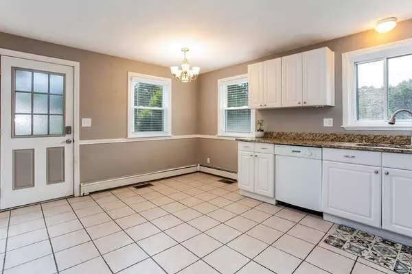 Agawam, MA 01001,130 Valentine St