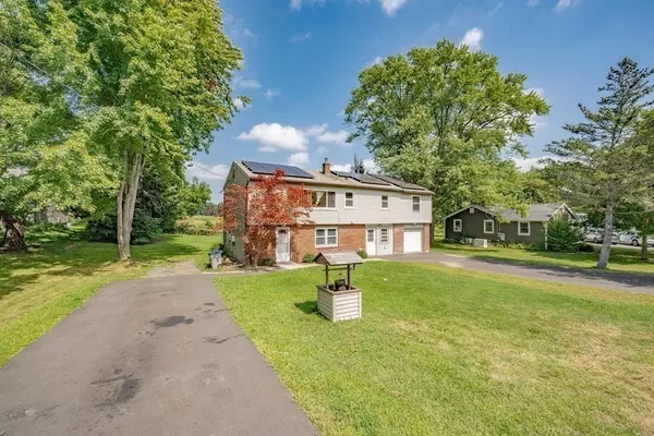 Granby, MA 01033,29 Pleasant St