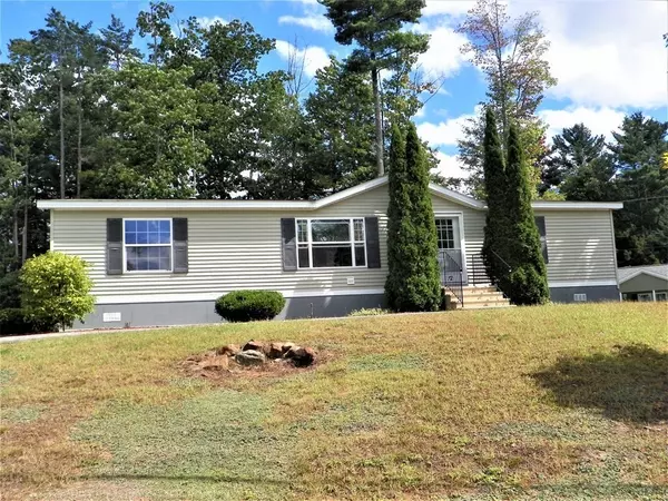 12 Center Lane,  Winchendon,  MA 01475