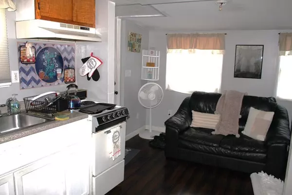 Wareham, MA 02571,28-A Wareham Ave