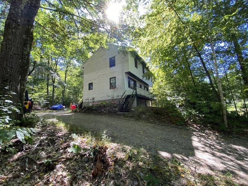 770 Royalston Rd, Phillipston, MA 01331