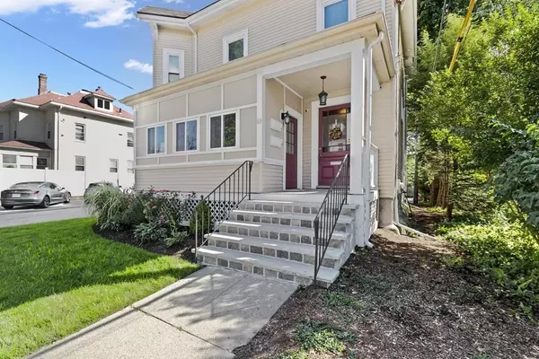 Waltham, MA 02453,69 Orange St #2