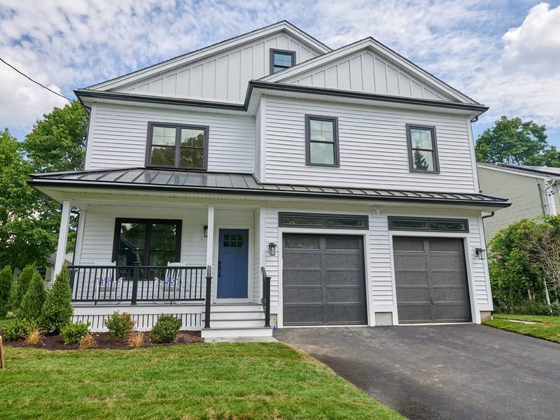 144 Charlton St, Arlington, MA 02476