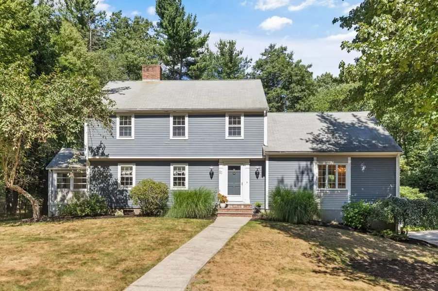 21 W.Tapley Rd, Lynnfield, MA 01940