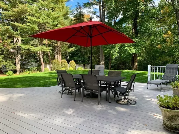 Sherborn, MA 01770,6 Morse Road