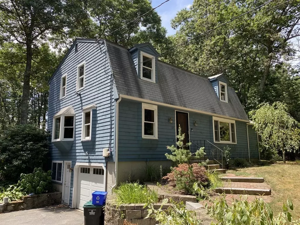 Millis, MA 02054,12 Himelfarb St