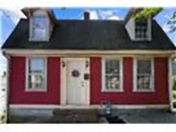 114 Constitution St, Bristol, RI 02809