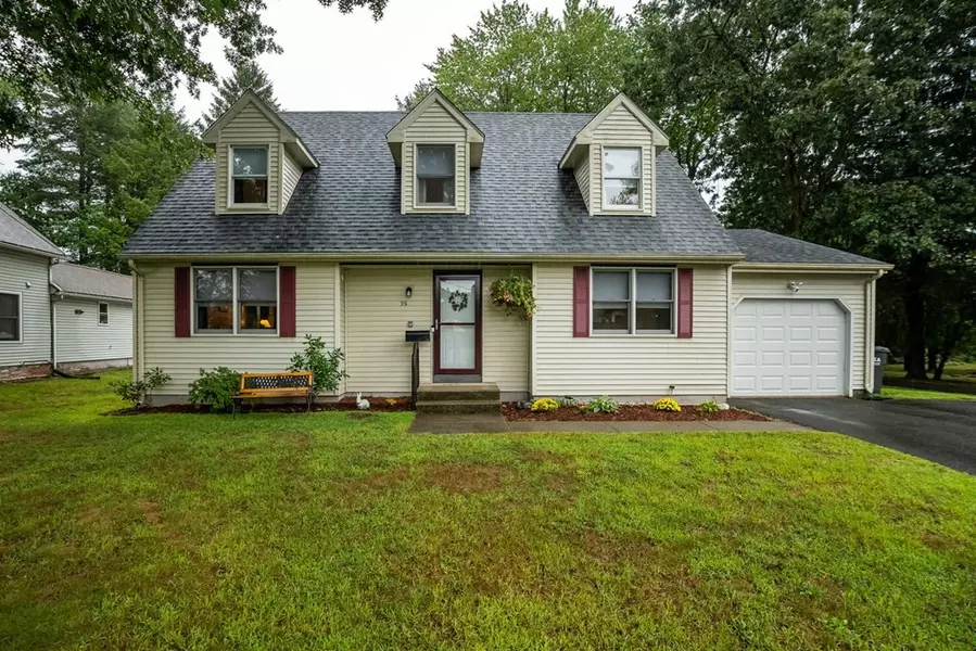 35 Thayer Street, Deerfield, MA 01373