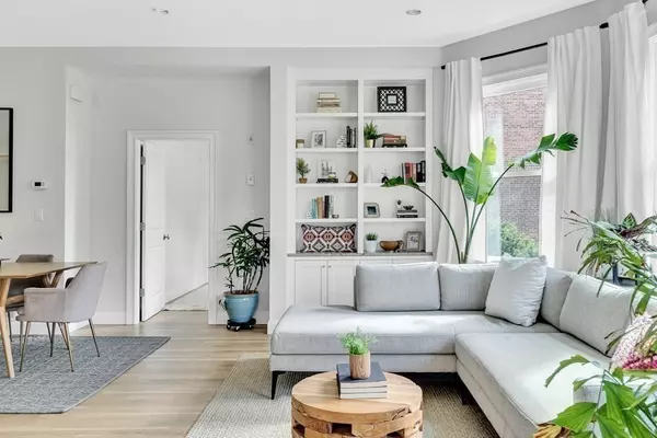 66 Oxford St #1, Cambridge, MA 02138