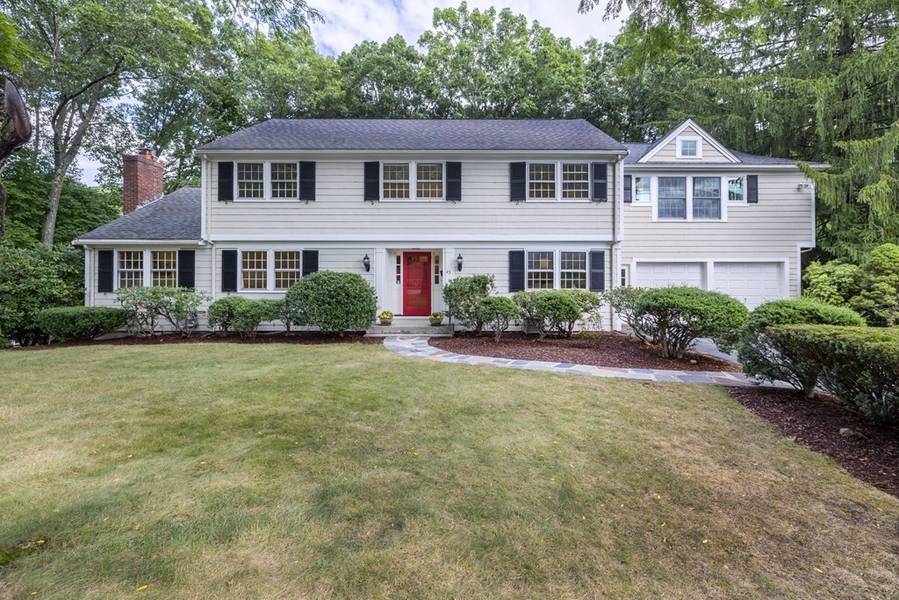 43 Tanglewood Rd, Wellesley, MA 02481