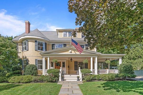 16 Chestnut Street, Winchester, MA 01890