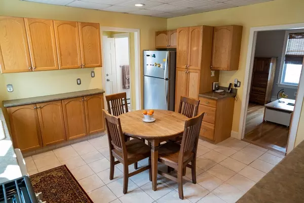 Malden, MA 02148,434 Charles St