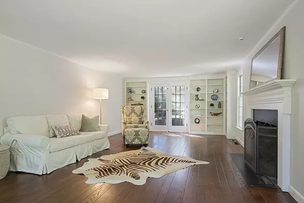 35 Drum Hill Road, Concord, MA 01742