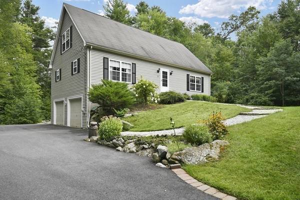 5 Pine Island Road, Milford, MA 01757