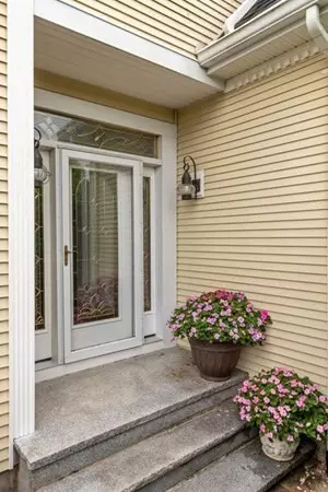 Bourne, MA 02532,32 Weather Deck Dr