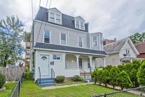 40-42 James St, Holyoke, MA 01040
