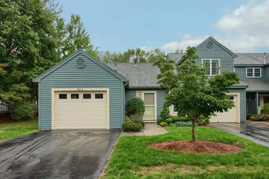 502 Ridgefield Cir #A, Clinton, MA 01510