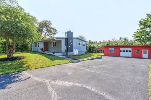 18 Brookside Rd, Southbridge, MA 01550