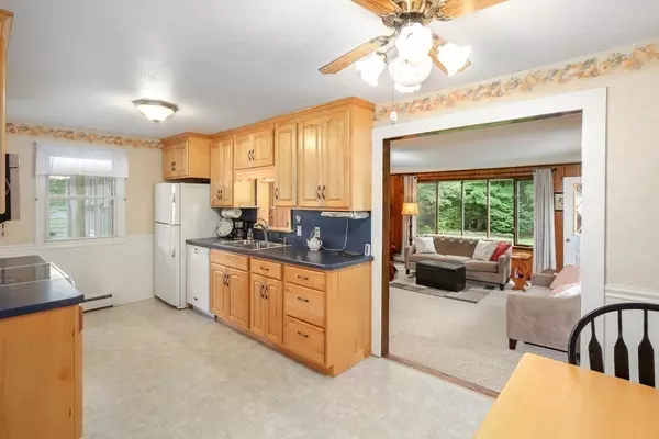 Belchertown, MA 01007,38 Pine Brook Dr