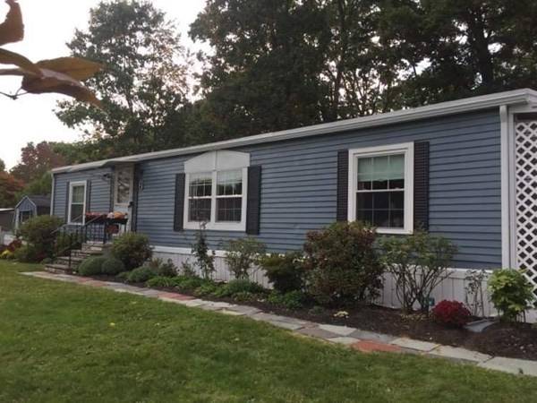 2 Stagecoach Dr, Brookfield, MA 01506