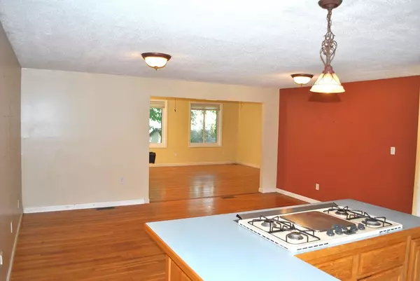 Nashua, NH 03062,2 Millbrook Dr