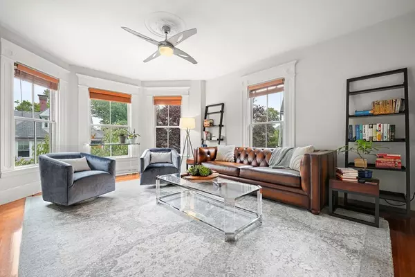 185 Hancock St #2, Cambridge, MA 02139