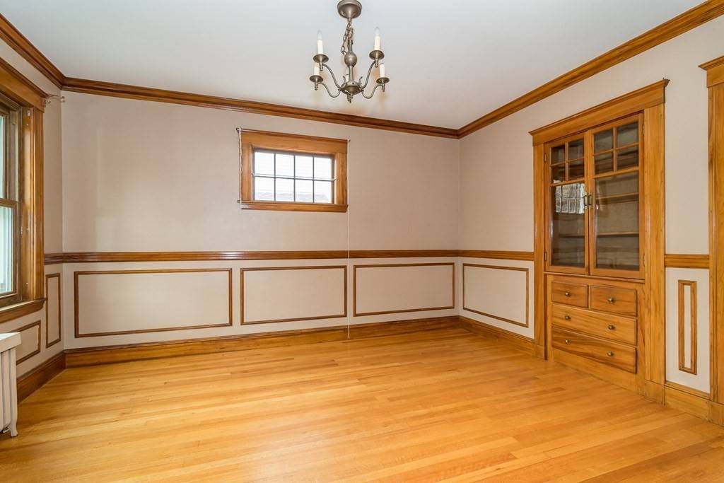Dedham, MA 02026,49 Trimount St