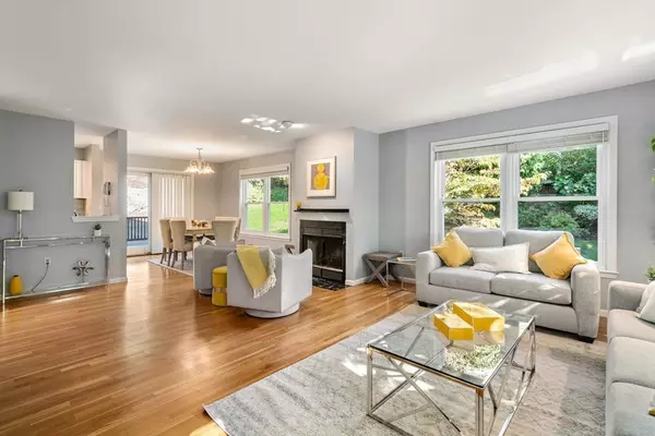 99 Anderer Ln #9, Boston, MA 02132