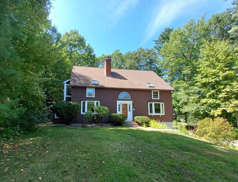 28 Salem Rd, Holden, MA 01520