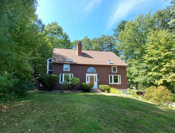 28 Salem Rd, Holden, MA 01520