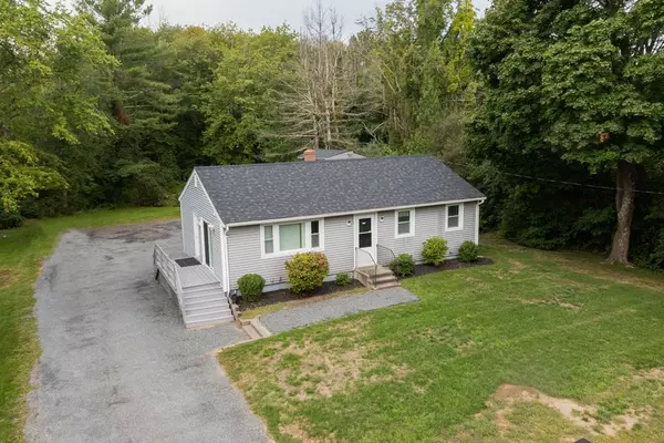 922 Broadway, Raynham, MA 02767