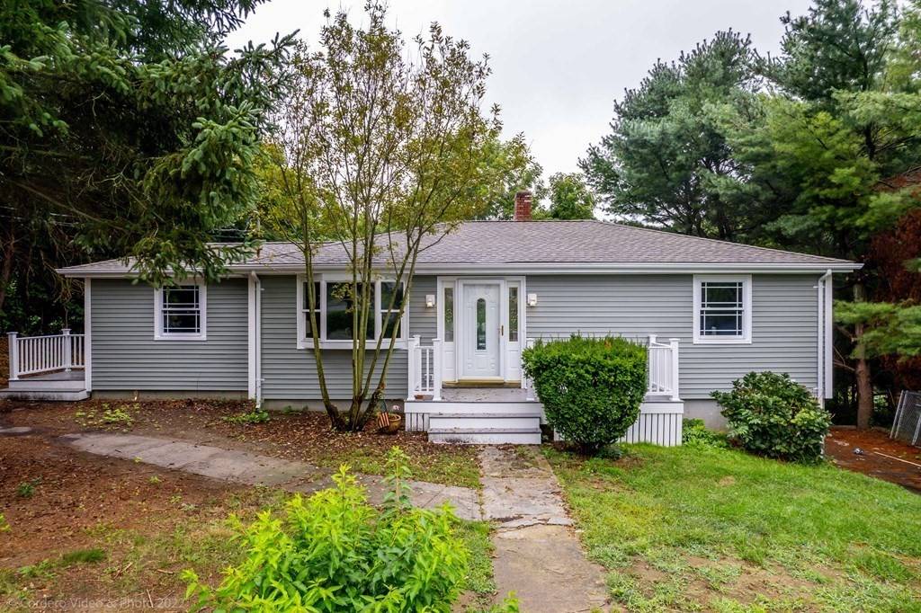 219 Maple St, Somerset, MA 02726